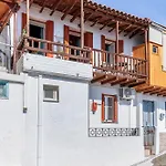 بيت للعطل Christys House Skopelos