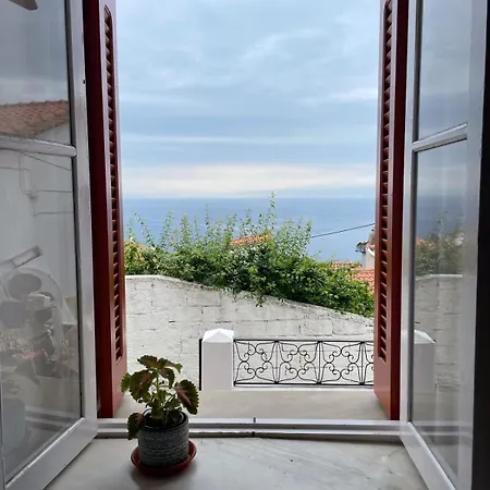 Christys House Skopelos *