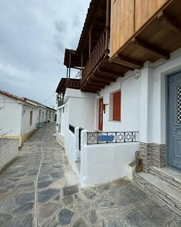 Christys House Skopelos *