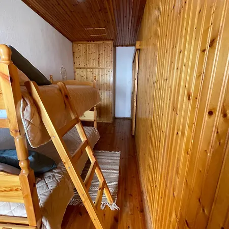 Christys House Skopelos 度假居 *