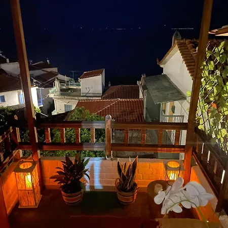 Christys House Skopelos 度假居 格洛萨
