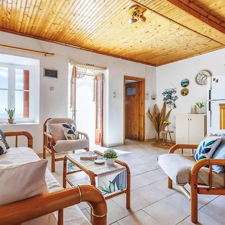 Christys House Skopelos Semesterbostad *