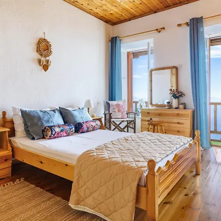 Christys House Skopelos Glossa