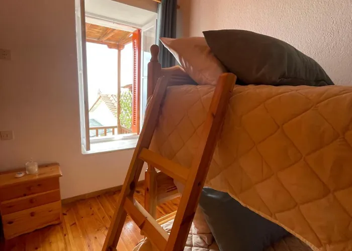 Christys House Skopelos Case de vacanță Glossa