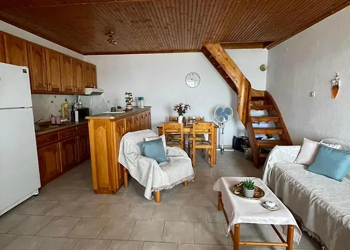 Christys House Skopelos *