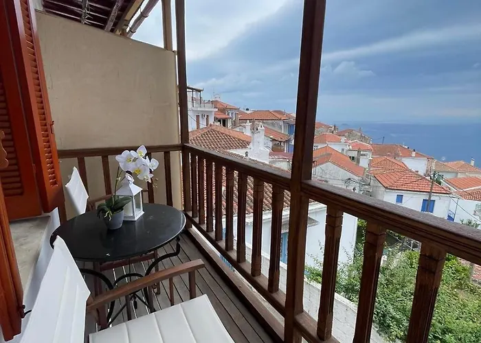 Christys House Skopelos *