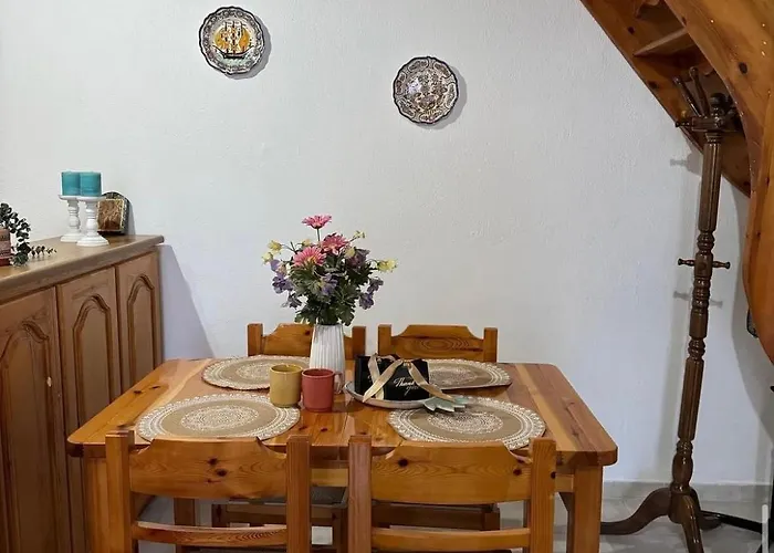 Christys House Skopelos Glossa